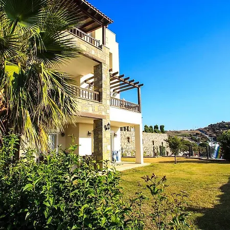 Seapearl Palast With Seaview Holiday home Yalikavak